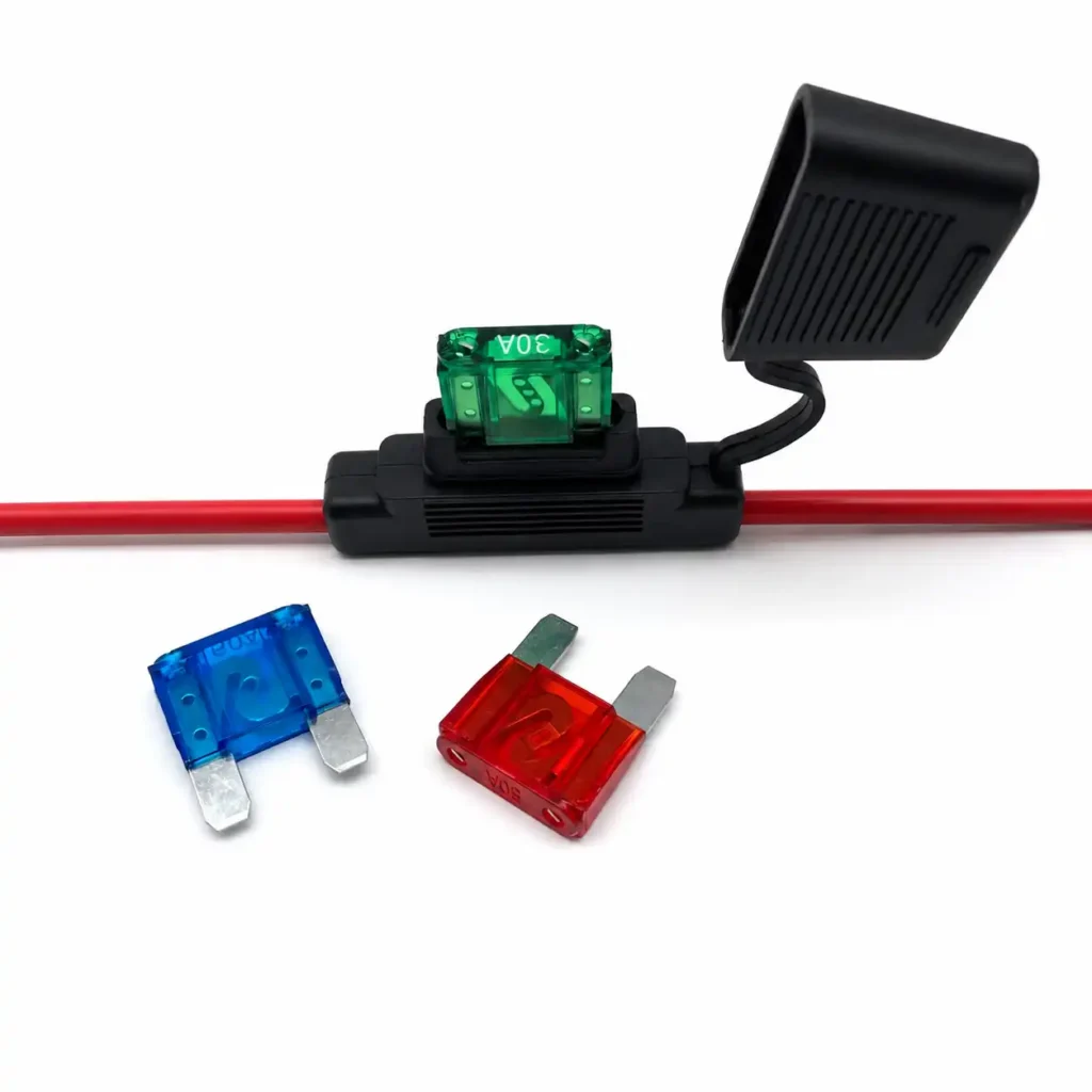 Waterproof MAXI fuse holder with red wire and protective cover